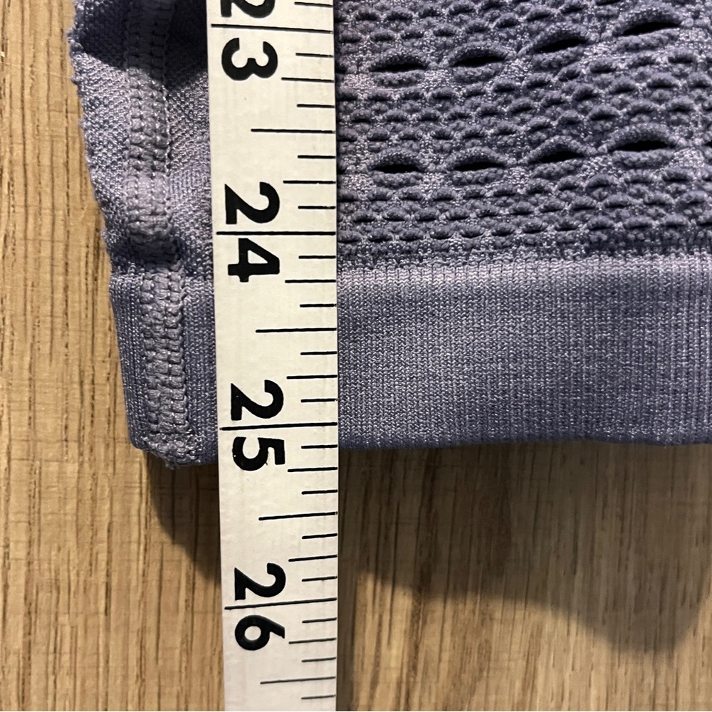 Gymshark Leggings Size XS High Waisted Energy Seamless Holes Cutouts Purple - Picture 9 of 9